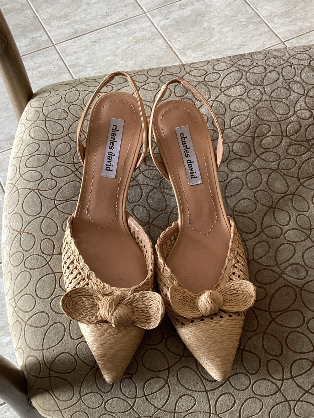 NWOT Charles David Natural Tan Woven Slingback Pointed-Toe Mules